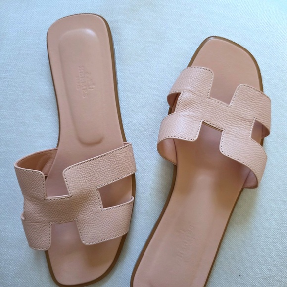 Hermes Oran sandals in soft pink - Picture 4 of 5